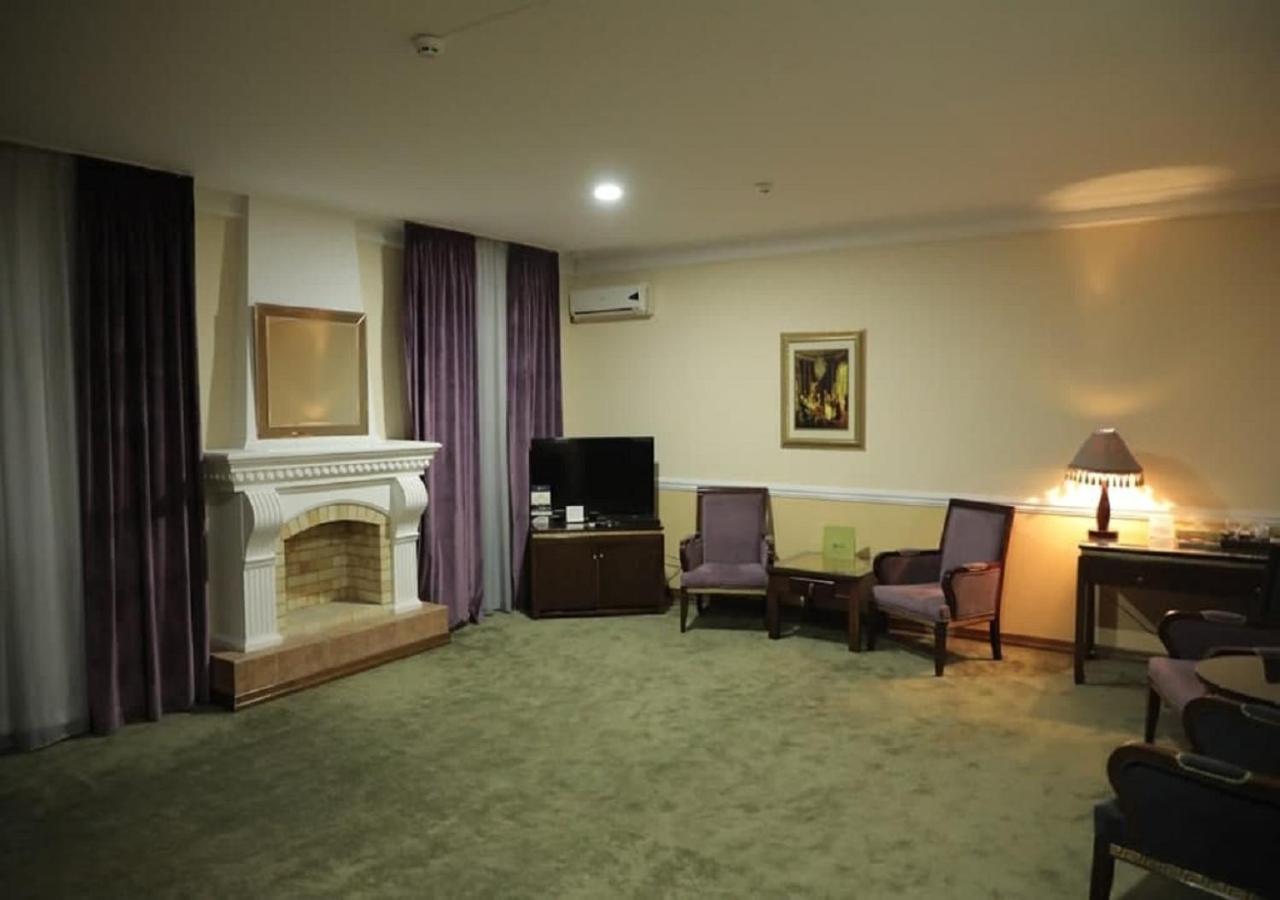 Hotel Bek Tashkent Luaran gambar