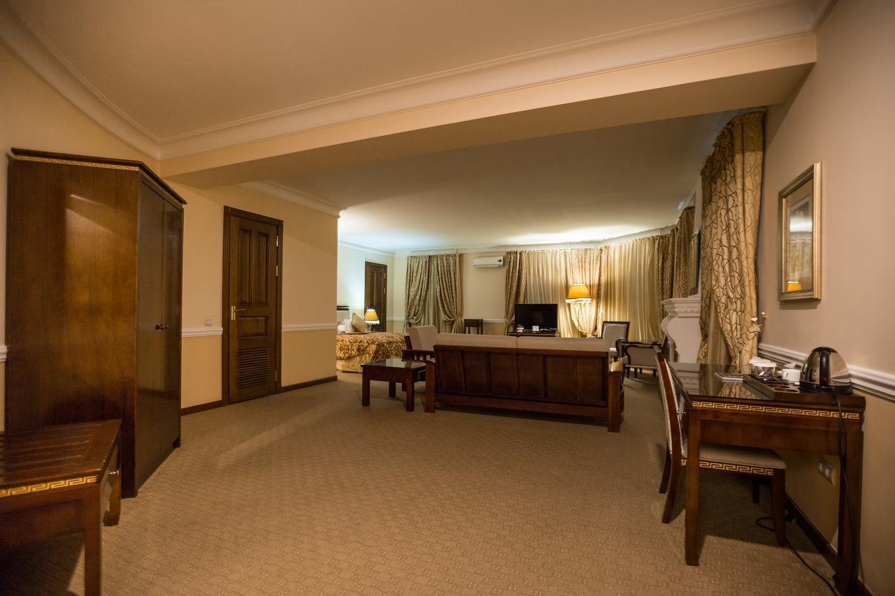 Hotel Bek Tashkent Luaran gambar