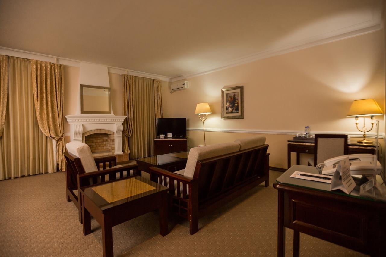 Hotel Bek Tashkent Luaran gambar